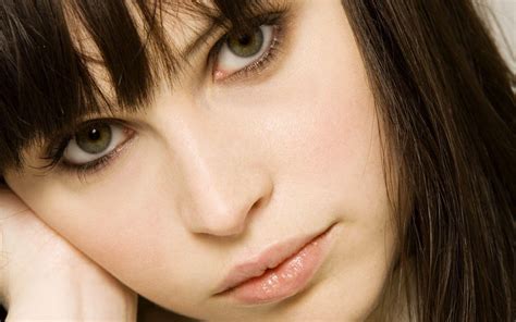 Felicity Jones Wallpapers - Wallpaper Cave