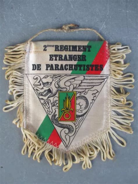 RARE PETIT FANION militaire ancien 2ème régiment étranger de