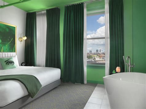 Hotel Rooms & Suites in St. Louis | Angad Arts Hotel