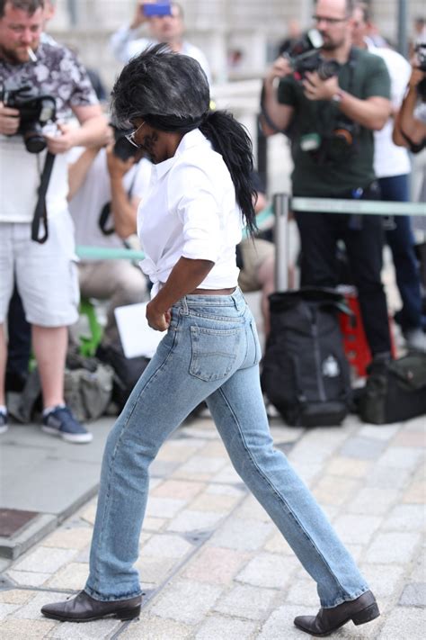 Sinitta Nip Slip Photos Video Nude Celebrity