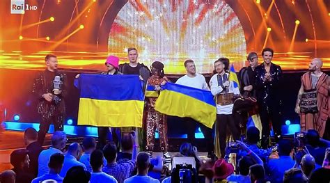 Lucraina Vince Leurovision Song Contest Sesti Mamhood E Blanco