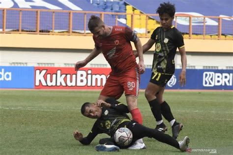 Liga 1 Barito Putera Vs Persipura Jayapura 1 0 Olahraga