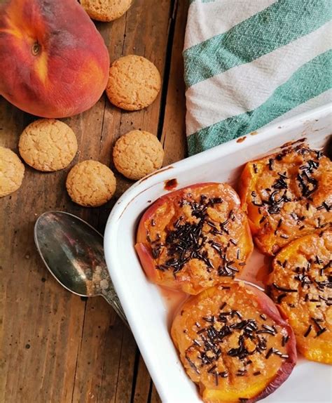 Pesche Al Forno Con Amaretti E Cioccolato Gingerella La Dolce