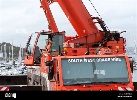 South West Crane Hire Hi Res Stock Photography And Images Alamy