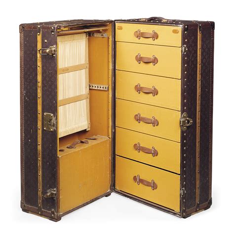 A Wardrobe Trunk In Monogram Canvas Louis Vuitton Early 20th Century