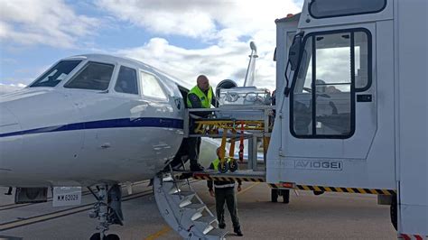 Volo Salva Vita Per Un Bimbo Da Alghero Al Gaslini