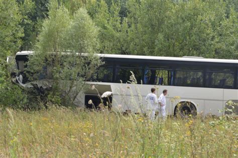 Val D Oise Un Accident Entre Deux Cars Scolaires Fait Neuf Bless S