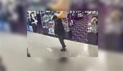 Con las manos en la masa se robó un consolador gigante de un sex shop Diario Hoy En la noticia