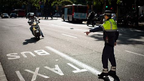 Atención conductores La Guardia Urbana de Barcelona intensifica