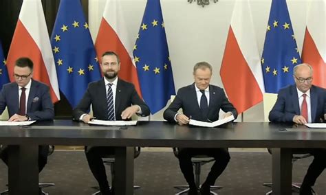 Smutek na Nowogrodzkiej koniec złudzeń PiS Jest umowa koalicyjna