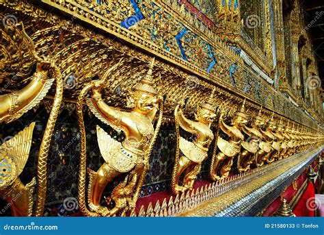 Wat Phra Kaew Stock Image Image Of Ethnicity Authentic 21580133