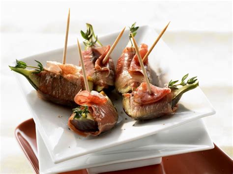 Serrano Ham Wrapped Figs Recipe Eatsmarter