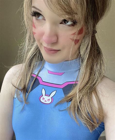 Dva Cosplay By Me 👾 R Cosplaygirls