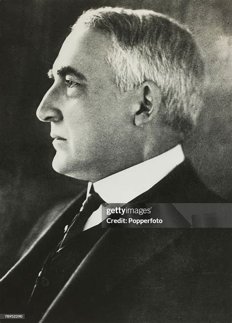 Circa 1920 Warren Harding Portrait Warren Harding Became The 29th