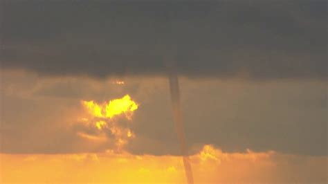 Watch Waterspout Off Of Fort Lauderdale And Dania Beaches Nbc 6 South Florida