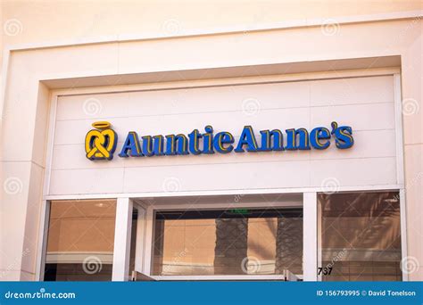 Auntie Anne`s Restaurant Sign Editorial Image - Image of entree, service: 156793995