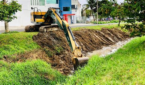 Saae Sorocaba Faz Desassoreamento De C Rrego No Jardim Leoc Dia