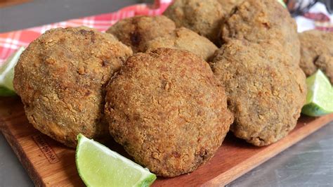 BOLINHO DE CARNE MOÍDA SUPER FÁCIL RÁPIDO E DELICIOSO BOLINHO DE