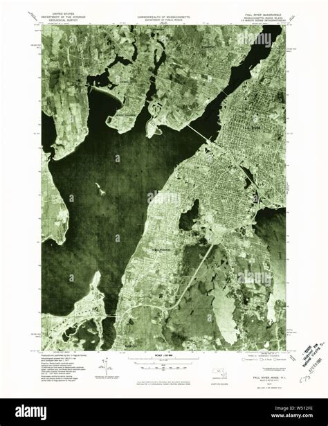 Massachusetts USGS Historical Topo Map MA Fall River 350943 1977 25000