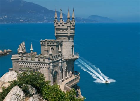 Достопримечательности Алупки 2024 (Рейтинг + ФОТО)