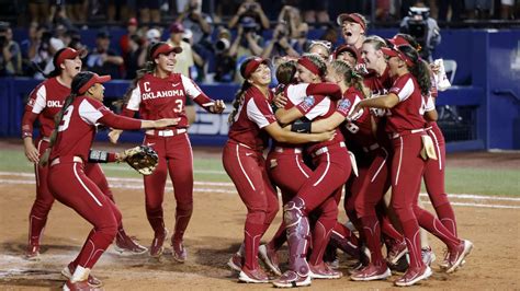 Oklahoma Sweeps Fsu Wins 3rd Straight Womens College World Series Title