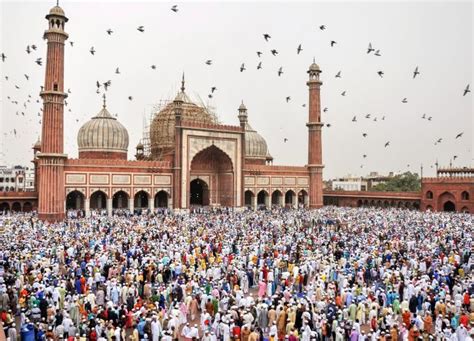 Photos Eid Ul Fitr Celebrations Around The World India News