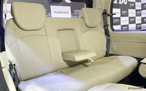 Mahindra Scorpio Classic Leg Support In Last Row Seats 33 Mahindra Scorpio Classic Images