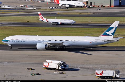 B Kqt Cathay Pacific Boeing Er Photo By Jay Cheung Id