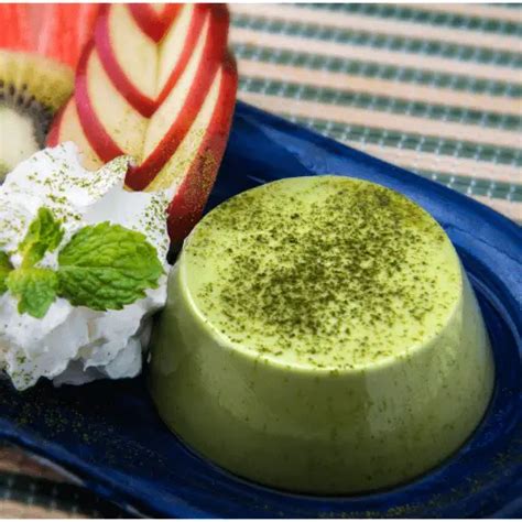 Matcha Pudding With White Chocolate Cream Recipe