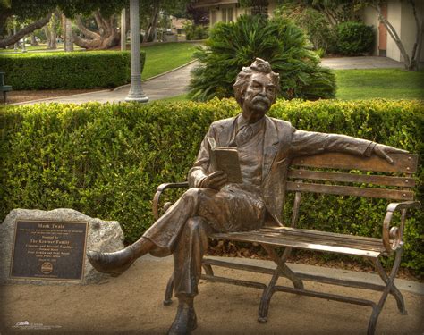 Mark Twain Statue Mark Twain Statue In Library Park In Mon Flickr