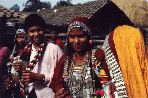 A breif information about Tharu people residing in Nepal Find Beautiful Place Of Nepal Path2nepal