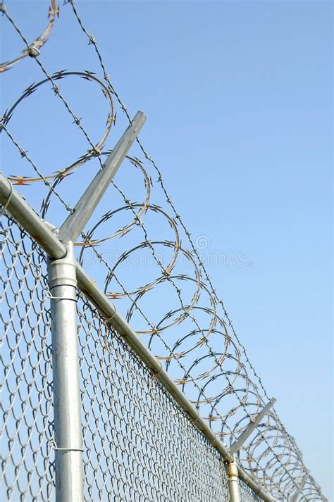 Security Fence With Razor Wire For Enhanced Protection