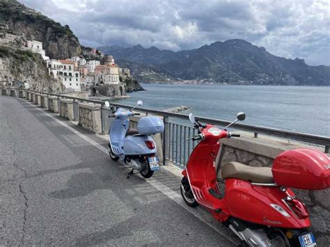 Depuis Ravello ou Salerne Tour de la côte amalfitaine en Vespa avec