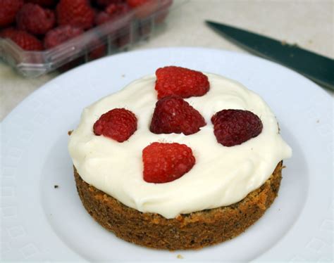 Nude And Prude Carrot Mini Naked Cake Star Cookies