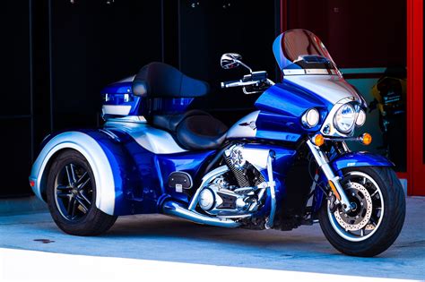 2011 Kawasaki Vulcan® 1700 Voyager® Trike Text 24