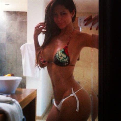 Naked Geraldine Pinzon Added By Pepelepu