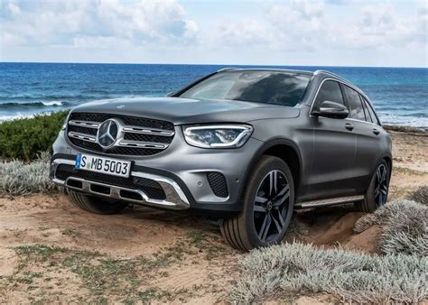 2020 Mercedes-Benz GLC 300 AMG Line Review | Specs, Price & More ...