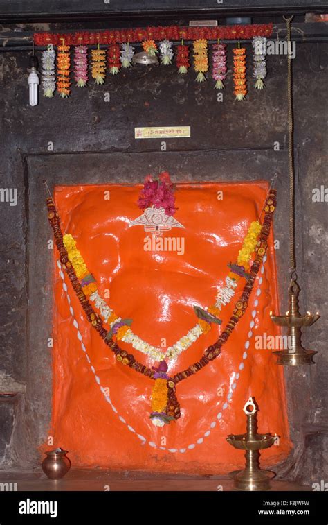 Girijatmaj Ashtavinayak Temple Idol Ganesha Temple Ganesa Lena