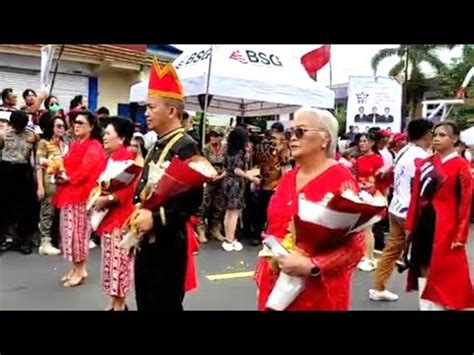 Atraksi Drumband Cheerleader Mantap Di Tomohon International Flower