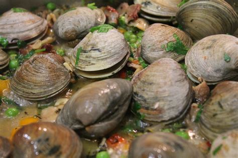 clams clams  red  orange peppers bacon peas garl flickr