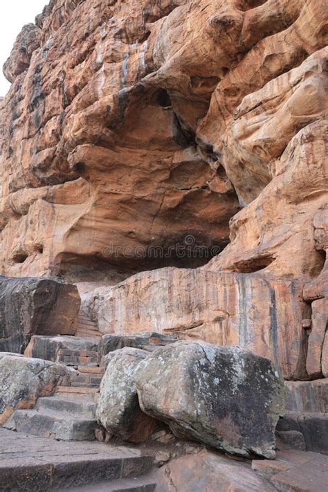 Badami Cave Temples, Badami, Bagalkot, Karnataka, India - Cave 2 Stock Photo - Image of temples ...