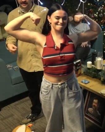 Yogscast Sophie Nude Leaks OnlyFans Leaked Models The Fappening