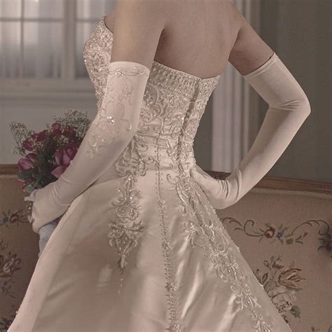 Magnus Emily Trilogia Rey Ball Dresses Dream Wedding Ideas