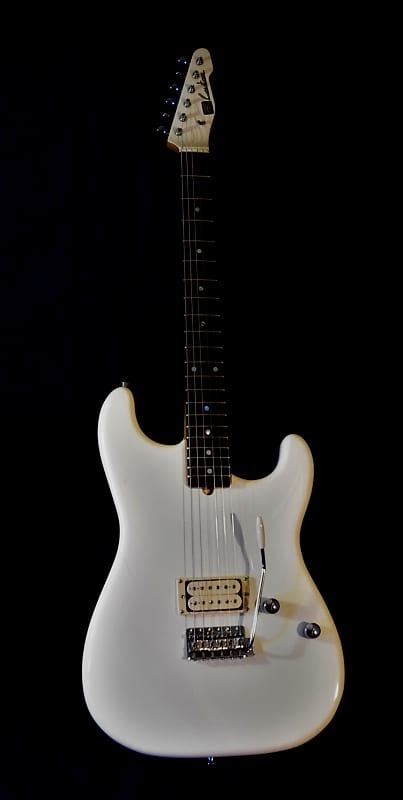 ST. BLUES Eliminator 1 "Billy Gibbons" 1984 White. Strings & | Reverb