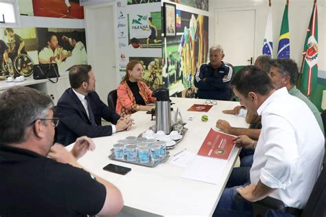 Presidente e 1º vice presidente da APMP realizam reunião Secretário