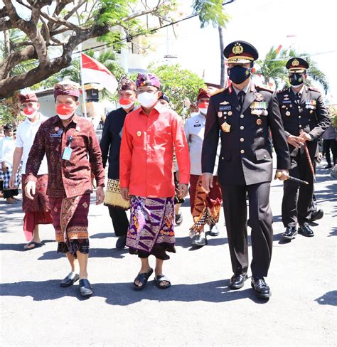 Gubernur Koster Serahkan Remisi Narapidana Di Hari Kemerdekaan