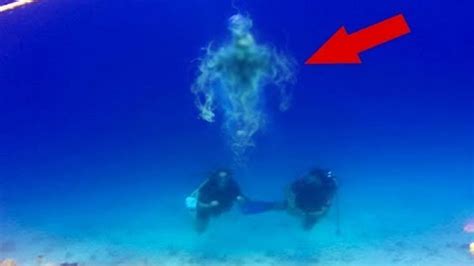 5 Bizarre Deep Sea Diver Footage Caught On Camera Youtube