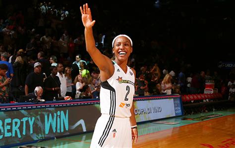 Candice Wiggins hopes to win WNBA title to honor her late father - Sports Illustrated