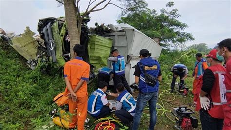 Update Kecelakaan Di Tol Semarang Boyolali Korban Tewas Jadi Orang