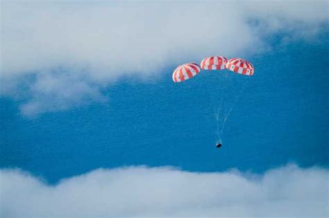 Artemis I La Capsule Orion Est Rentrée Sur Terre Indemne Et Ouvre La